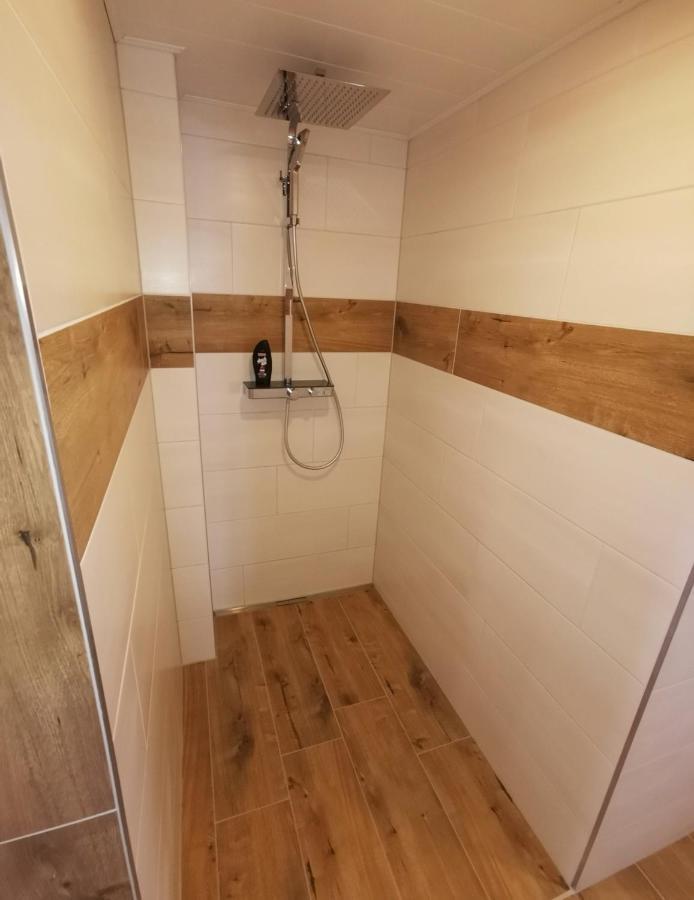 Apartment Chalet Im Sunnigen Usblick ون قن المظهر الخارجي الصورة