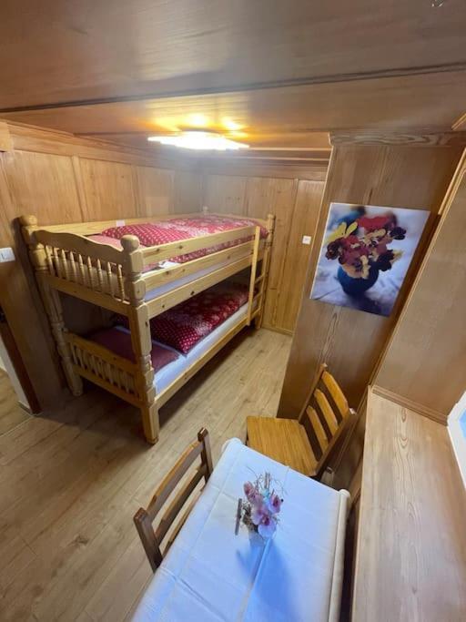 Apartment Chalet Im Sunnigen Usblick ون قن المظهر الخارجي الصورة